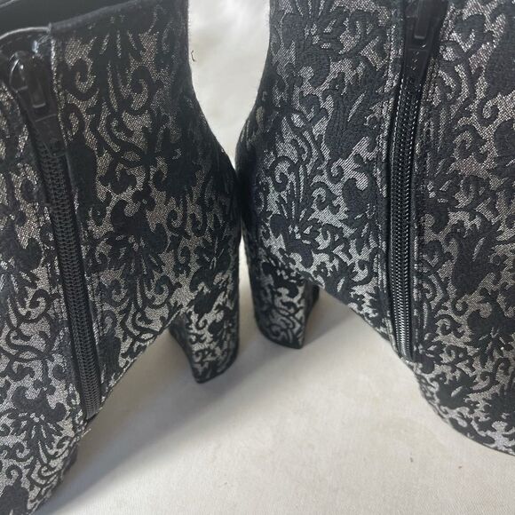 Nina glittery black & silver triple buttons booties with side zipper SZ8.5 - Picture 5 of 9